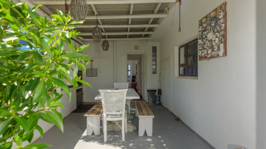4 Bedroom Property for Sale in Oceanview Heights Western Cape